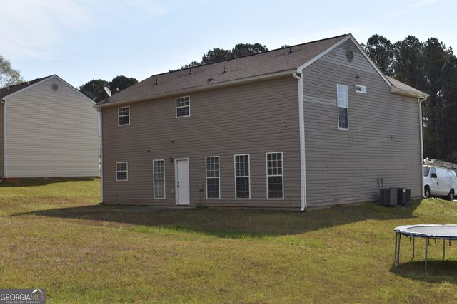 1098 Village Creek, Jonesboro, GA 30238