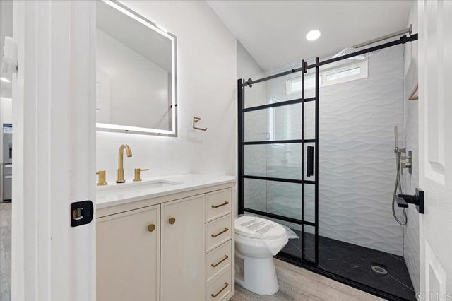 1855 E Riverside Drive 418, Ontario, CA 91761