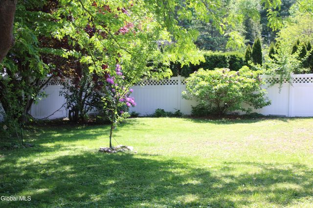 535 Dawson Road, Bethlehem, NY 12054
