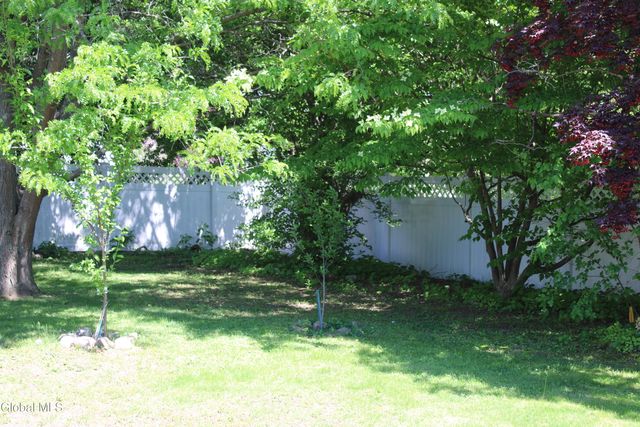 535 Dawson Road, Bethlehem, NY 12054