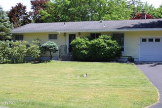535 Dawson Road, Bethlehem, NY 12054