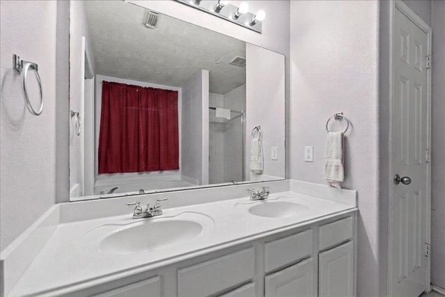 8202 Greenleaf Street, Baytown, TX 77523