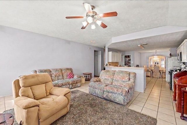 8202 Greenleaf Street, Baytown, TX 77523