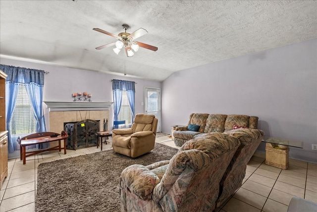 8202 Greenleaf Street, Baytown, TX 77523
