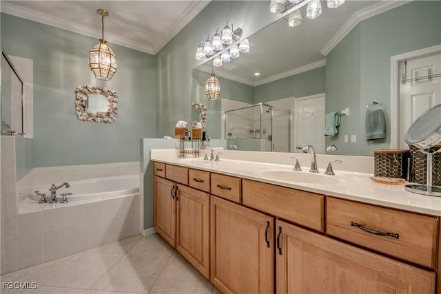 10645 Avila CIR, Fort Myers, FL 33913