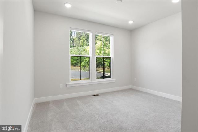 1843 MAGNOLIA FRUIT DR, Dumfries, VA 22026