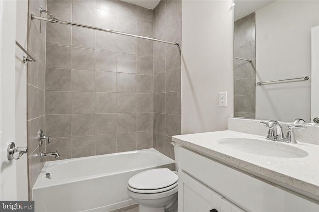1843 MAGNOLIA FRUIT DR, Dumfries, VA 22026