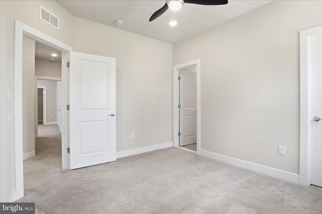 1843 MAGNOLIA FRUIT DR, Dumfries, VA 22026