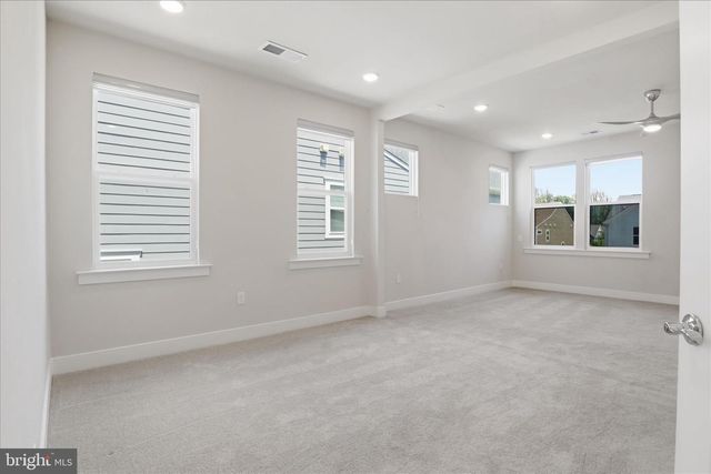 1843 MAGNOLIA FRUIT DR, Dumfries, VA 22026