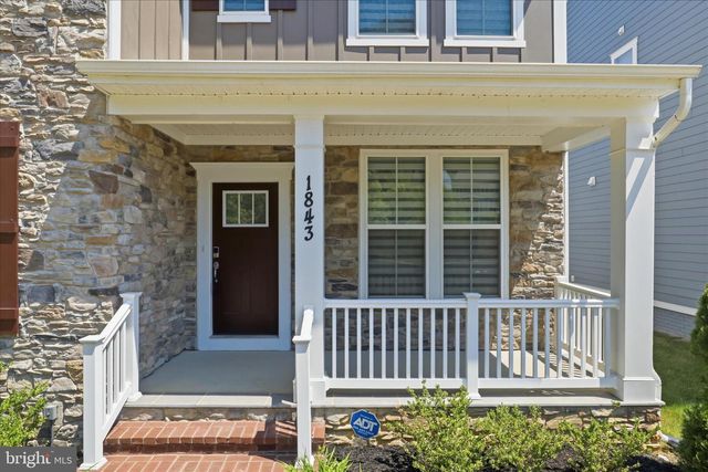 1843 MAGNOLIA FRUIT DR, Dumfries, VA 22026