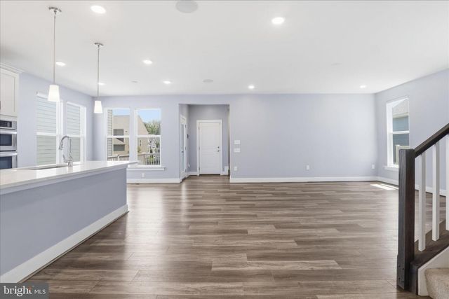 1843 MAGNOLIA FRUIT DR, Dumfries, VA 22026