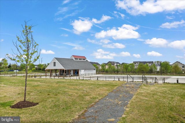 1843 MAGNOLIA FRUIT DR, Dumfries, VA 22026