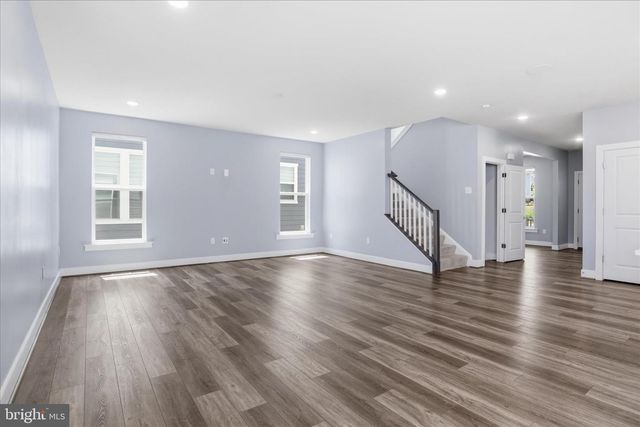 1843 MAGNOLIA FRUIT DR, Dumfries, VA 22026