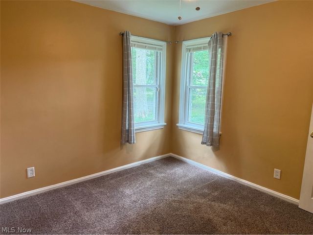 441 Douglas Boulevard, Richmond Heights, OH 44143