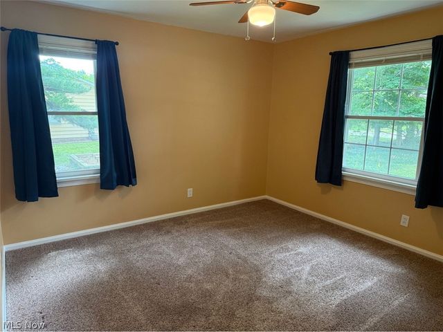441 Douglas Boulevard, Richmond Heights, OH 44143