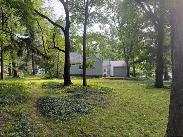 441 Douglas Boulevard, Richmond Heights, OH 44143