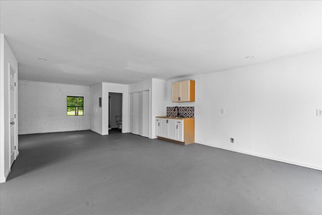 125 W Indiana Avenue, Whitwell, TN 37397