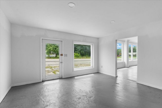 125 W Indiana Avenue, Whitwell, TN 37397