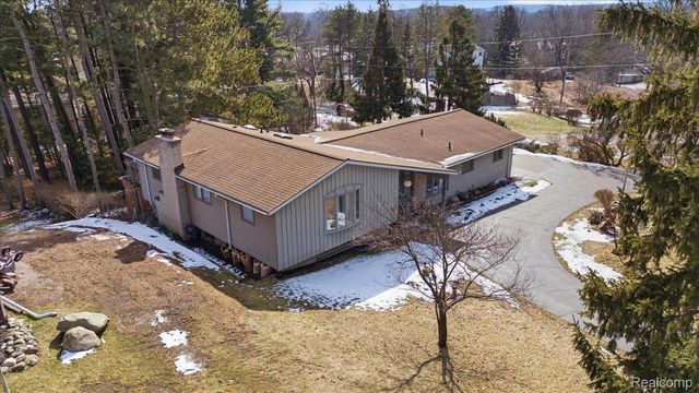 6579 Balmoral Terrace, Independence Charter Township, MI 48346