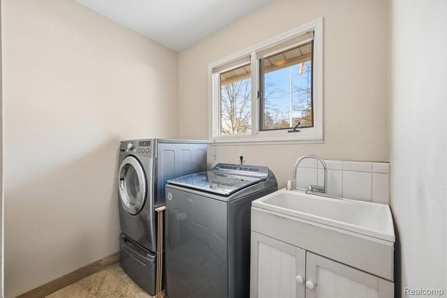 6579 Balmoral Terrace, Independence Charter Township, MI 48346
