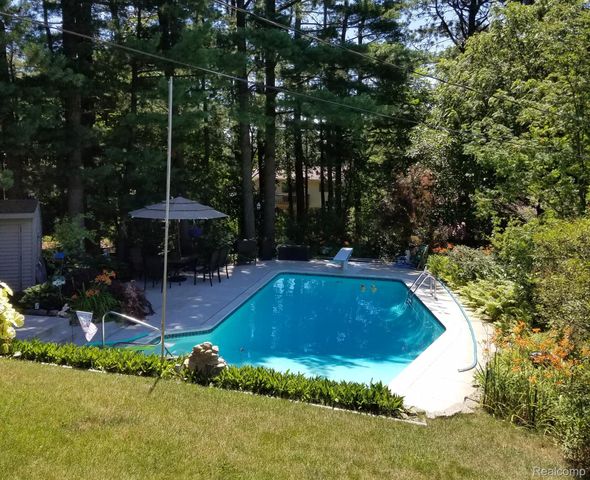 6579 Balmoral Terrace, Independence Charter Township, MI 48346