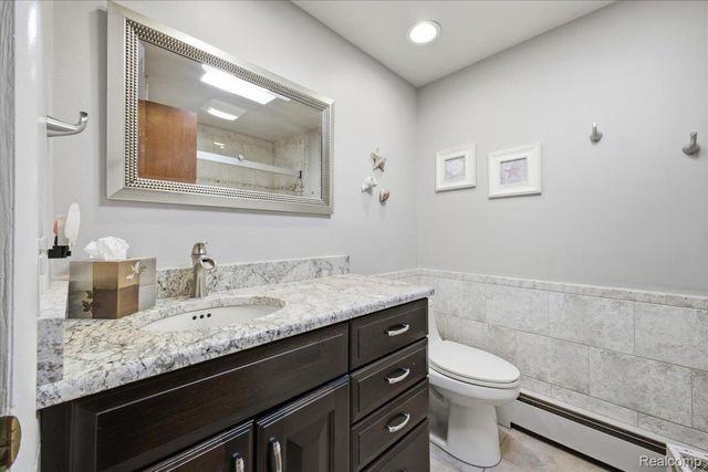 6579 Balmoral Terrace, Independence Charter Township, MI 48346