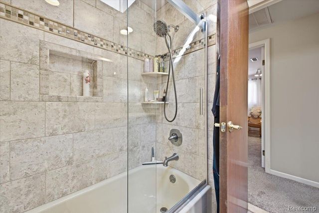 6579 Balmoral Terrace, Independence Charter Township, MI 48346