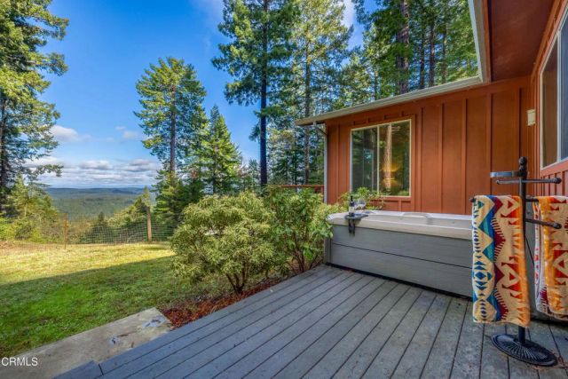 4401 Cameron Road, Elk, CA 95432