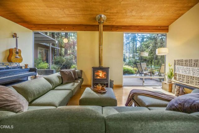 4401 Cameron Road, Elk, CA 95432