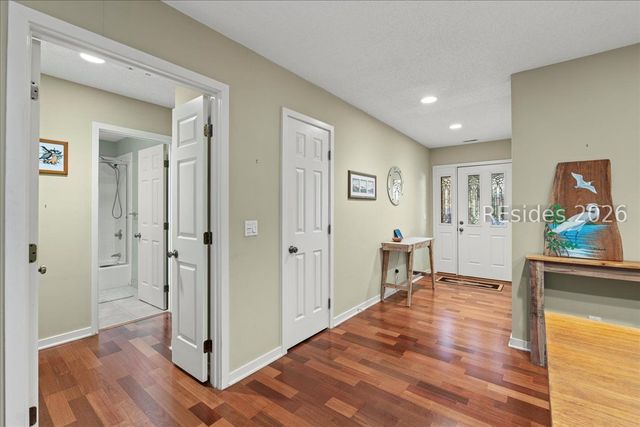 40 Governors Rd Apt 2860, Hilton Head Island, SC 29928