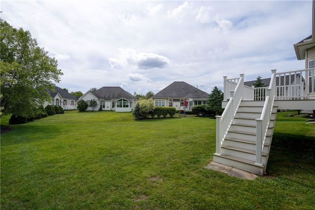 77 New Tudor Road, Henrietta, NY 14534