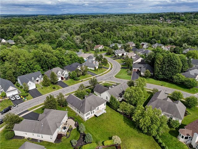 77 New Tudor Road, Henrietta, NY 14534