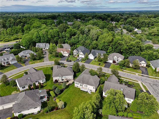 77 New Tudor Road, Henrietta, NY 14534