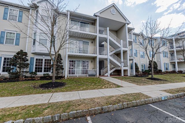 142 Darwin Lane, North Brunswick, NJ 08902