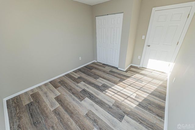 142 Darwin Lane, North Brunswick, NJ 08902