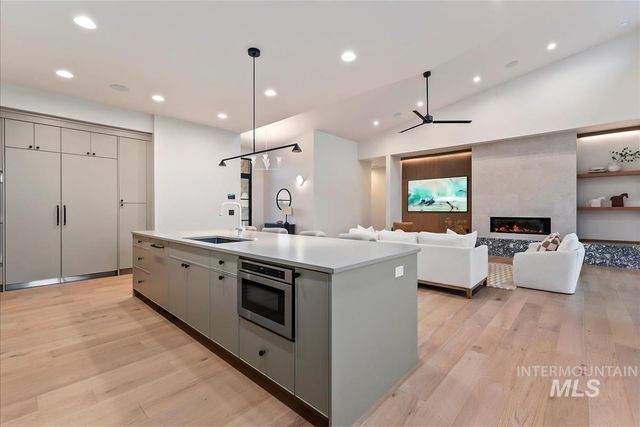 462 Founder Ave., Middleton, ID 83644
