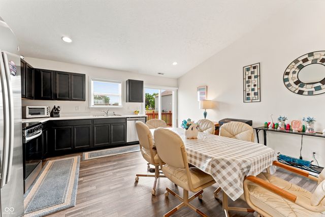3600 Windstar Court, Columbus, IN 47203