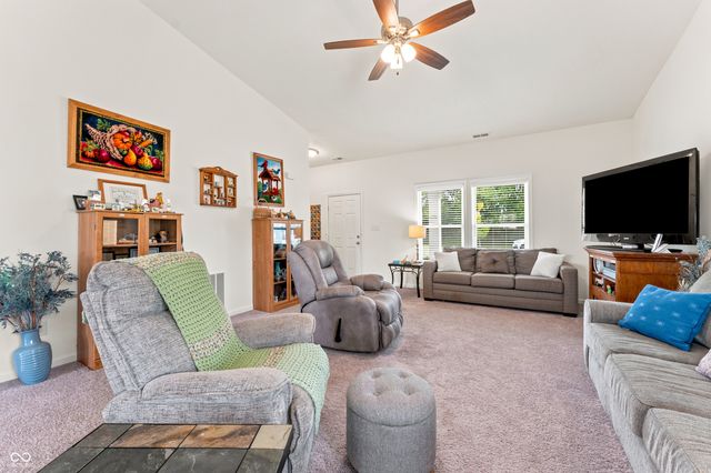 3600 Windstar Court, Columbus, IN 47203