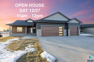 2305 S Red Oak Ave Avenue, Sioux Falls, SD 57110