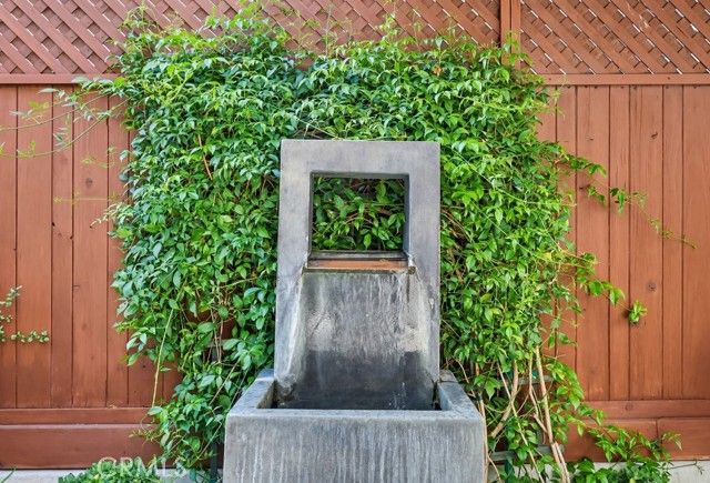 6713 E Ocean, Long Beach, CA 90803