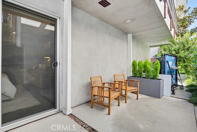 6713 E Ocean, Long Beach, CA 90803