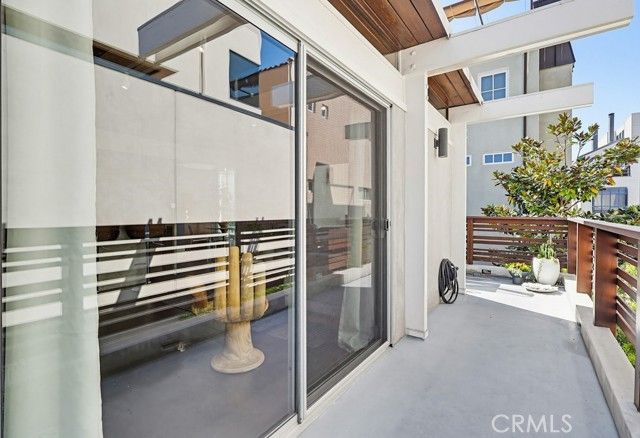 6713 E Ocean, Long Beach, CA 90803