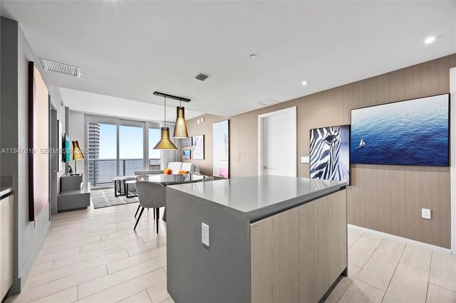 4010 S Ocean Dr R2307, Hollywood, FL 33019