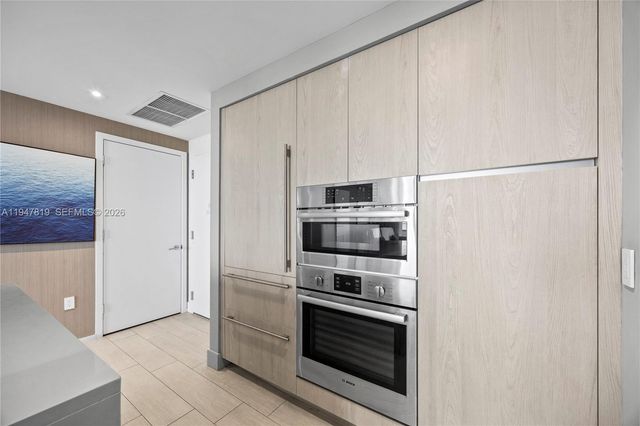 4010 S Ocean Dr R2307, Hollywood, FL 33019