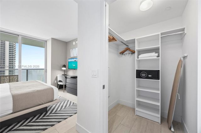 4010 S Ocean Dr R2307, Hollywood, FL 33019