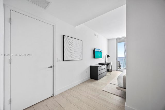 4010 S Ocean Dr R2307, Hollywood, FL 33019