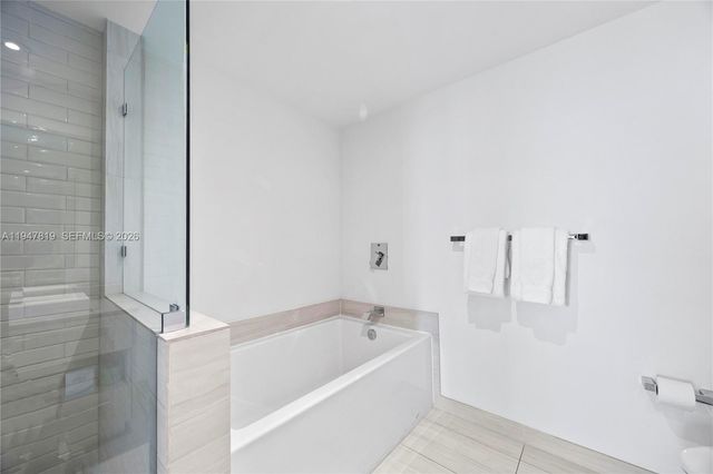 4010 S Ocean Dr R2307, Hollywood, FL 33019