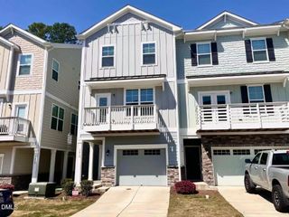 1018 Diamond Dove Lane, Apex, NC 27502