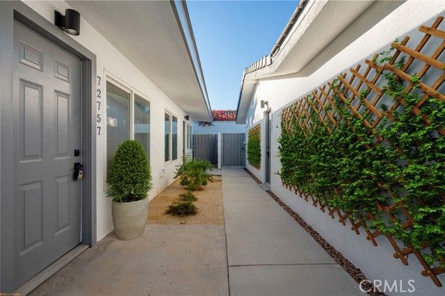 72757 Sierra Vista Dr., Palm Desert, CA 92260