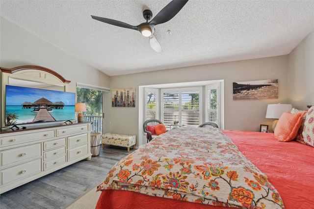 9550 HIGH GATE DRIVE 1526, Sarasota, FL 34238